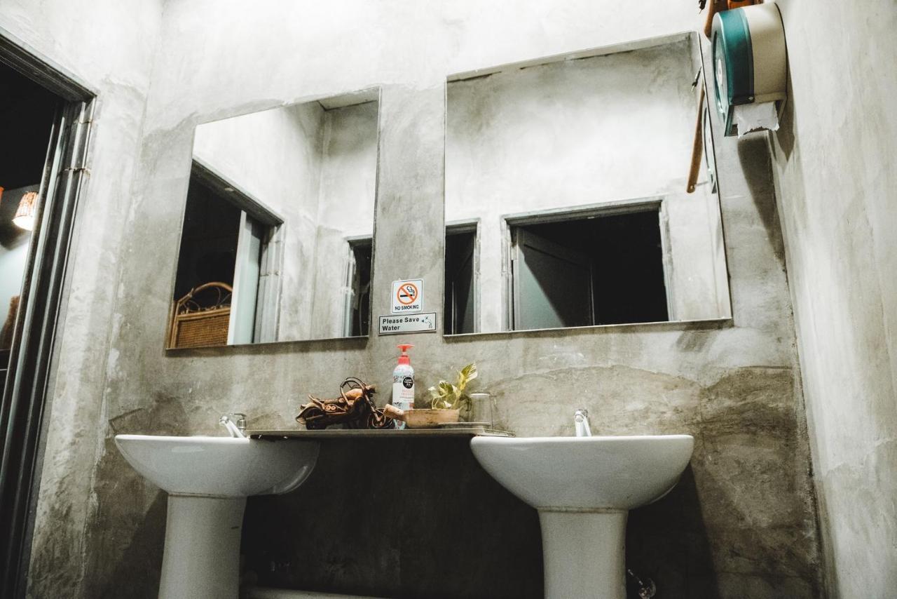 Ostello Motodorm Langkawi Kuah Esterno foto