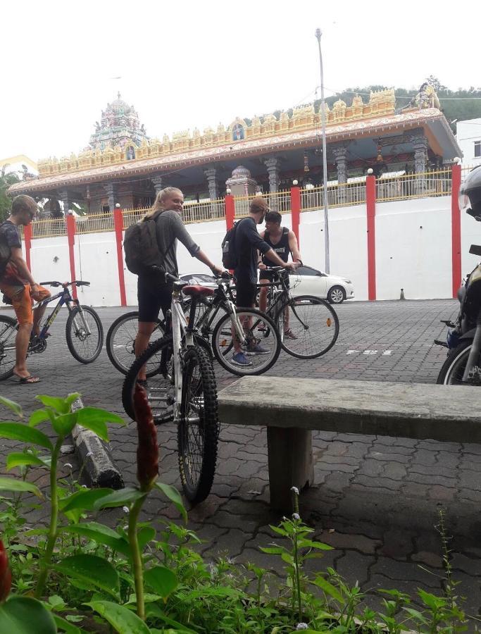 Ostello Motodorm Langkawi Kuah Esterno foto